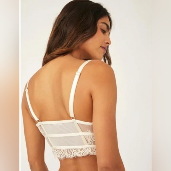 Free People Layer in Lace Bustire in Ivory sz Medium FP1050 - Picture 7 of 10